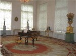 Екатерининский Дворец, комната с роялем
